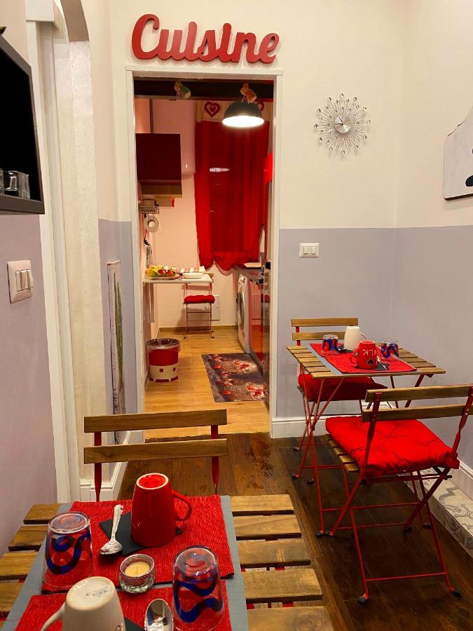 Casa Vacanza Sofa Hotel Сасари Екстериор снимка