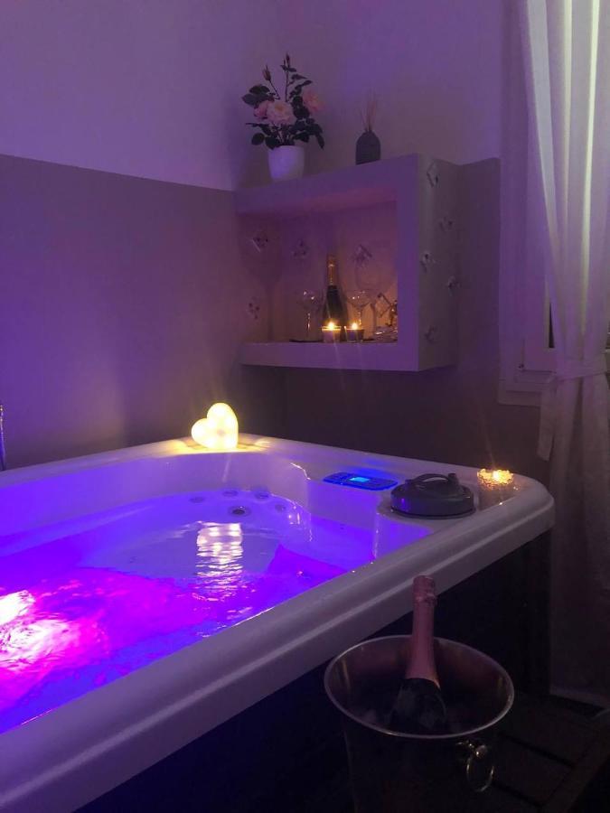 Casa Vacanza Sofa Hotel Сасари Екстериор снимка