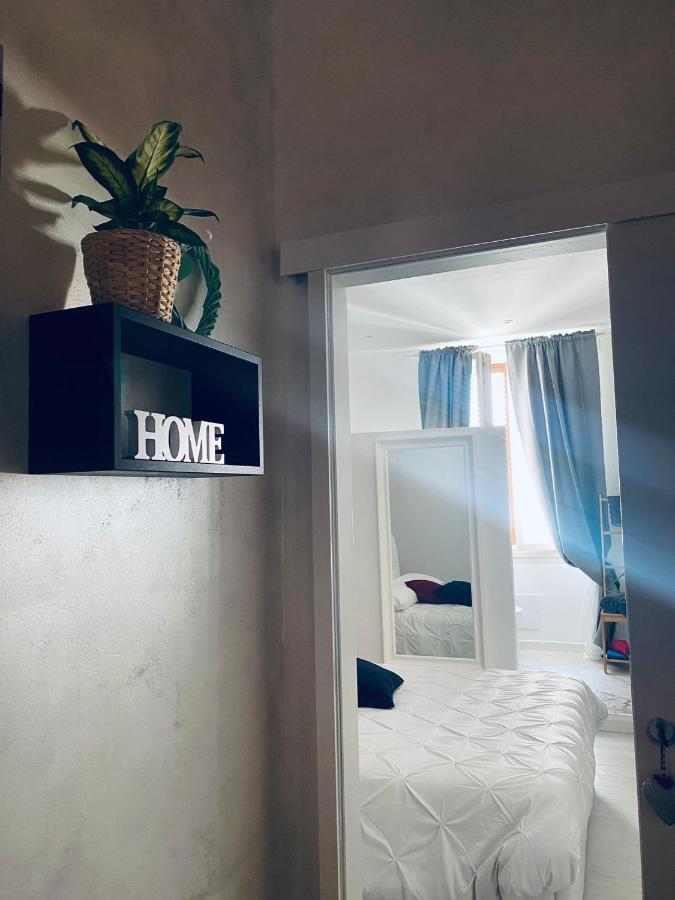 Casa Vacanza Sofa Hotel Сасари Екстериор снимка