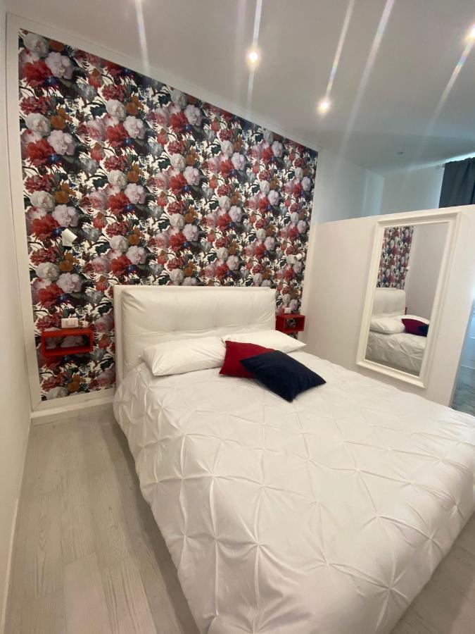 Casa Vacanza Sofa Hotel Сасари Екстериор снимка
